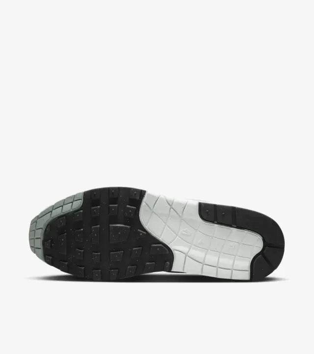 Men's Aithtr Max Series