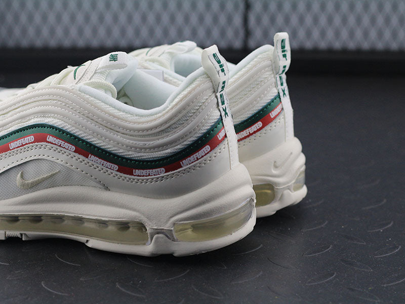 Aithtr Max 97 Undefeated White