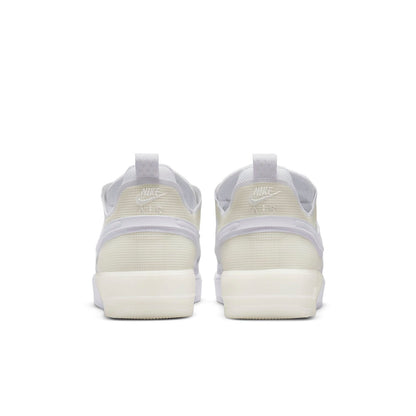 Nithtke Athtir Forthtce 1 React 'Photon Dust' DM0573-100