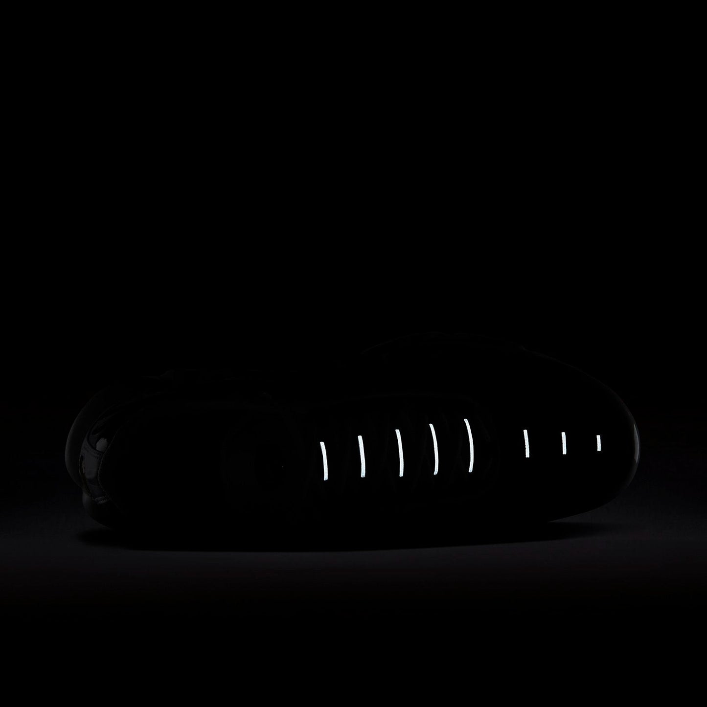 Nithtke Aithtr Max Plus 'Black White' CT1094-102