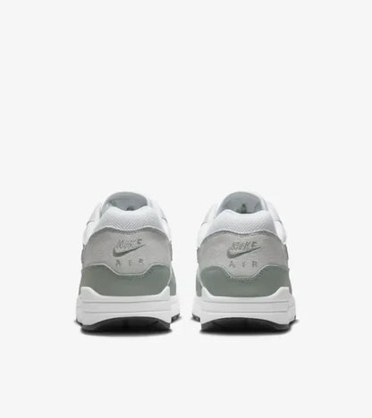 Men's Aithtr Max Series