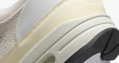 Men's Aithtr Max Series