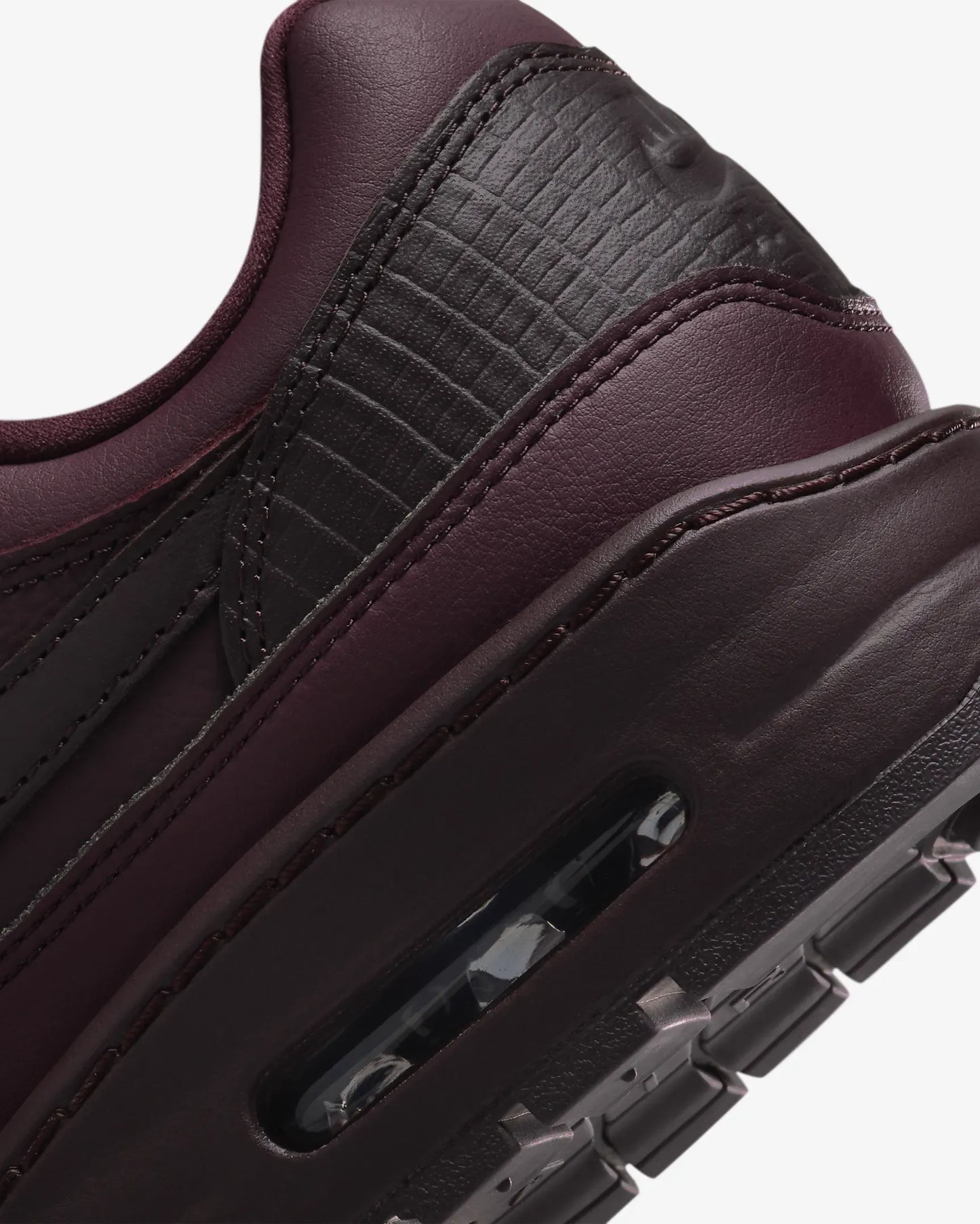 Women's Aithtr Max Series