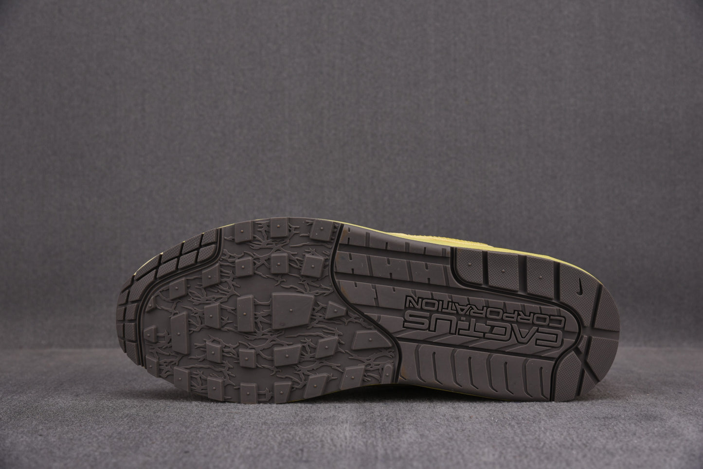 Aithtr Max 1 Travis Scott Cactus Jack Saturn Gold