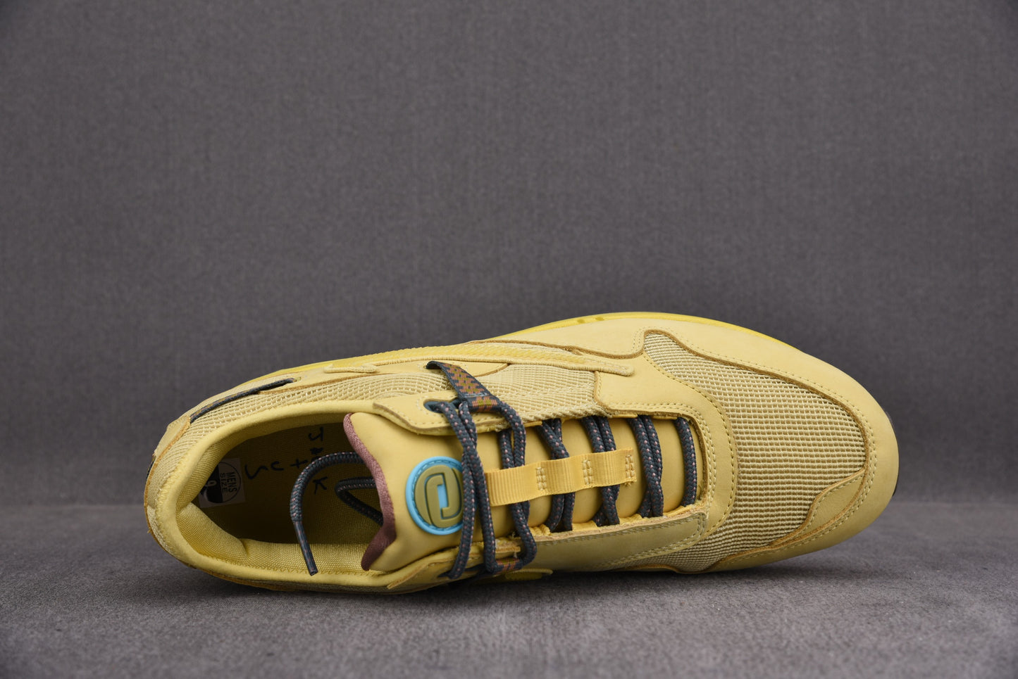 Aithtr Max 1 Travis Scott Cactus Jack Saturn Gold