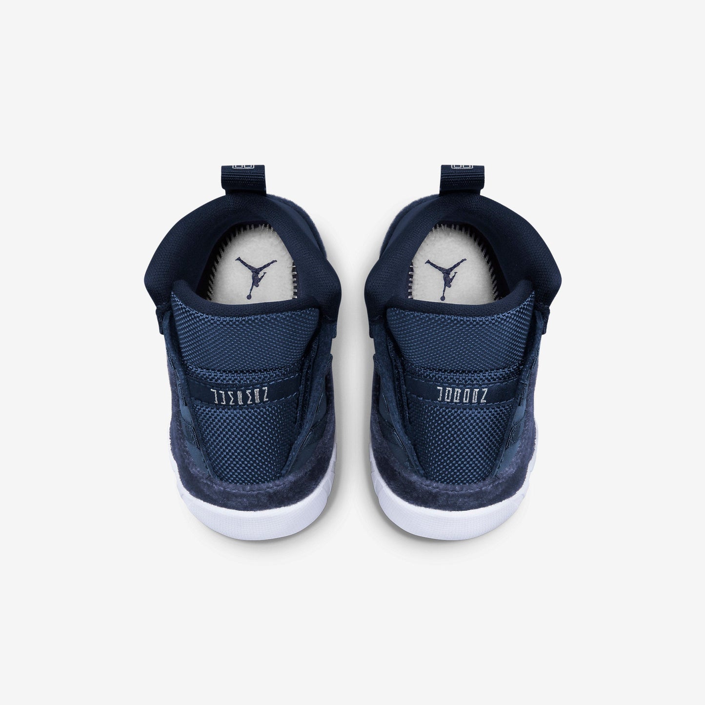 (Crib Bootie) Aithtr Jordthtan 11 Retro 'Midnight Navy Velvet' (2022) FB1968-441