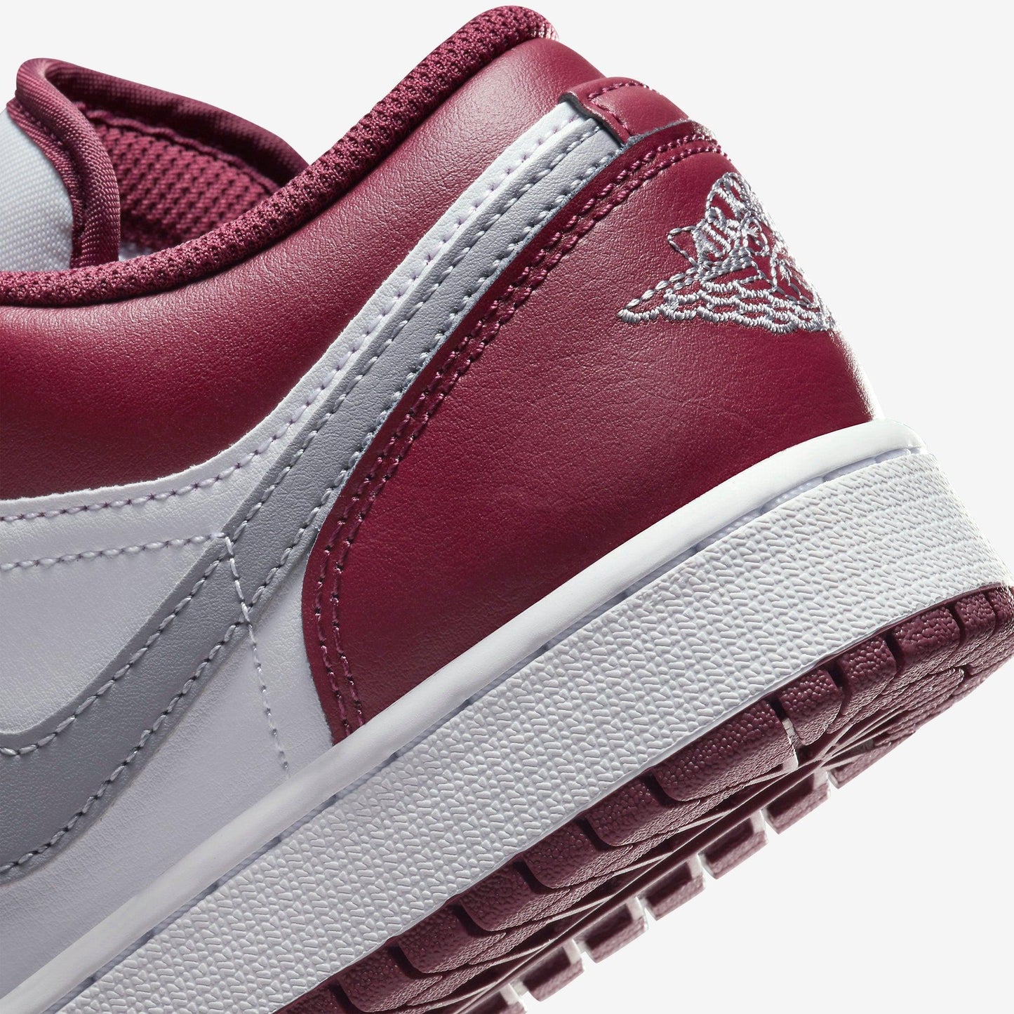 (GS) Aithtr Jordthtan 1 Low 'Bordeaux' (2022) 553560-615