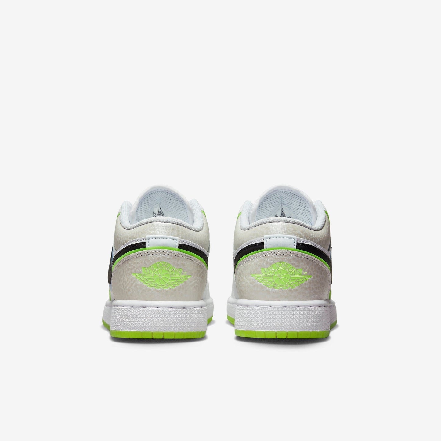 (GS) Aithtr Jordthtan 1 Low SE 'Warped Swoosh' (2023) DV1324-117