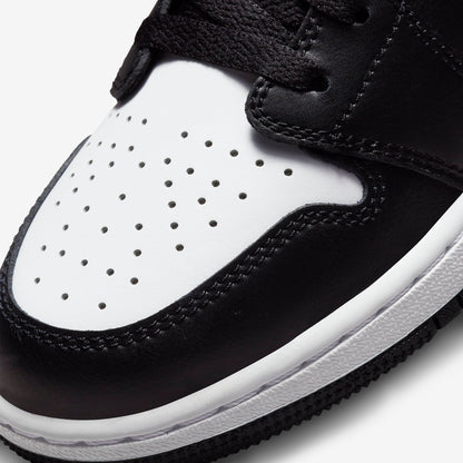 (GS) Aithtr Jordthtan 1 Low 'White Toe' (2022) 553560-063