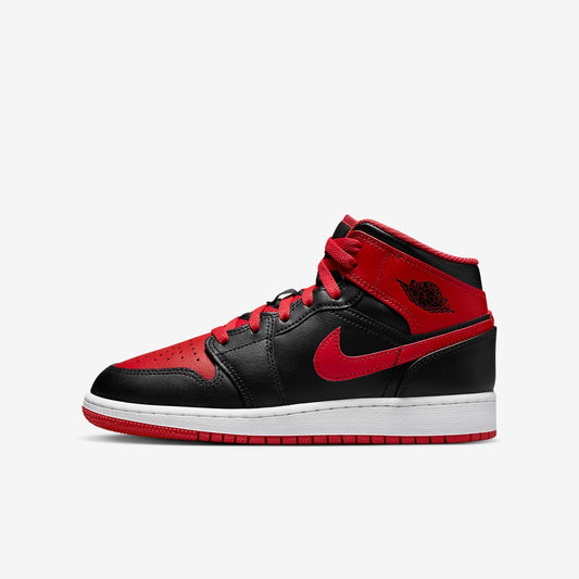 (GS) Aithtr Jordthtan 1 Mid 'Alternate Bred' (2022) DQ8423-060