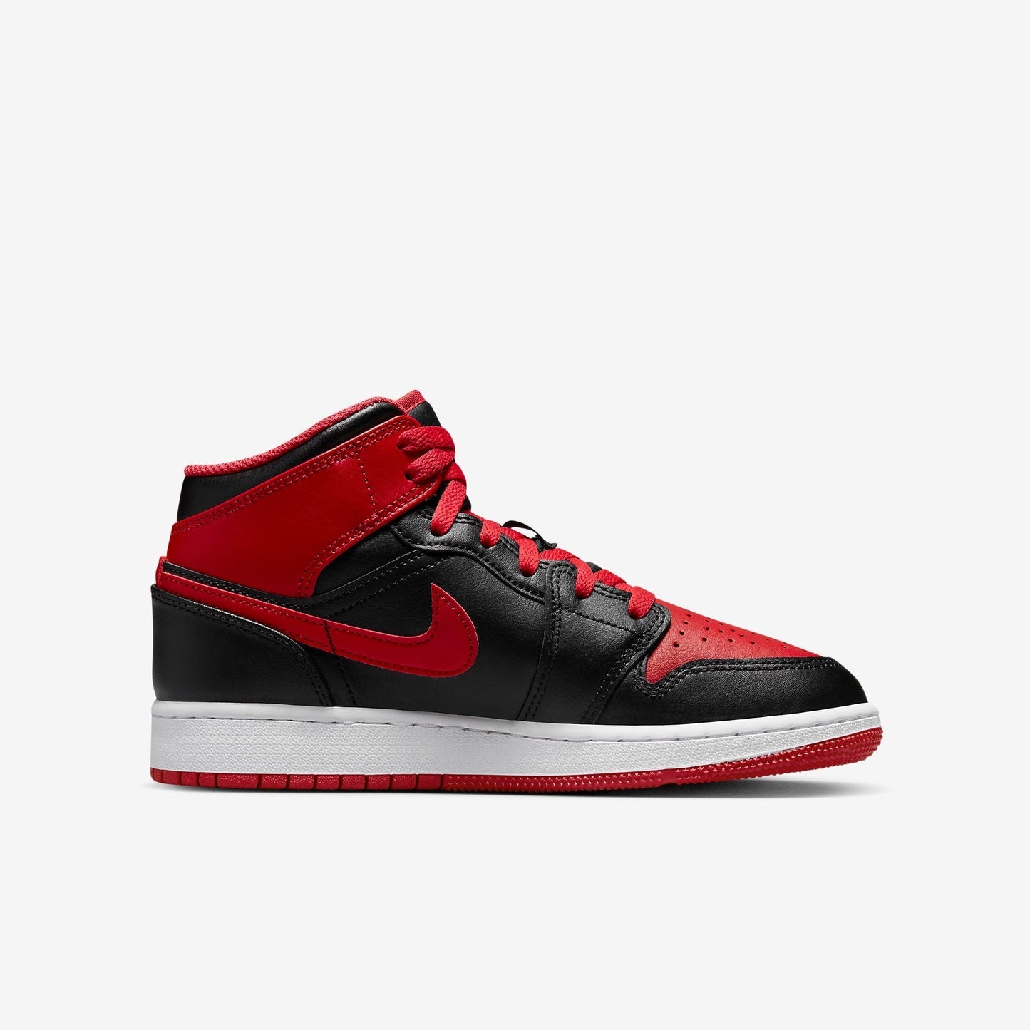 (GS) Aithtr Jordthtan 1 Mid 'Alternate Bred' (2022) DQ8423-060