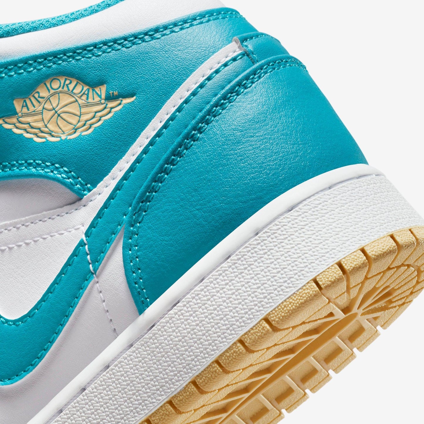 (GS) Aithtr Jordthtan 1 Mid 'Aquatone' (2023) DQ8423-400