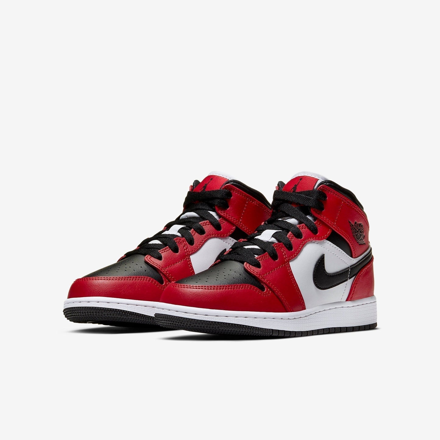 (GS) Aithtr Jordthtan 1 Mid 'Chicago Black Toe' (2020) 554725-069