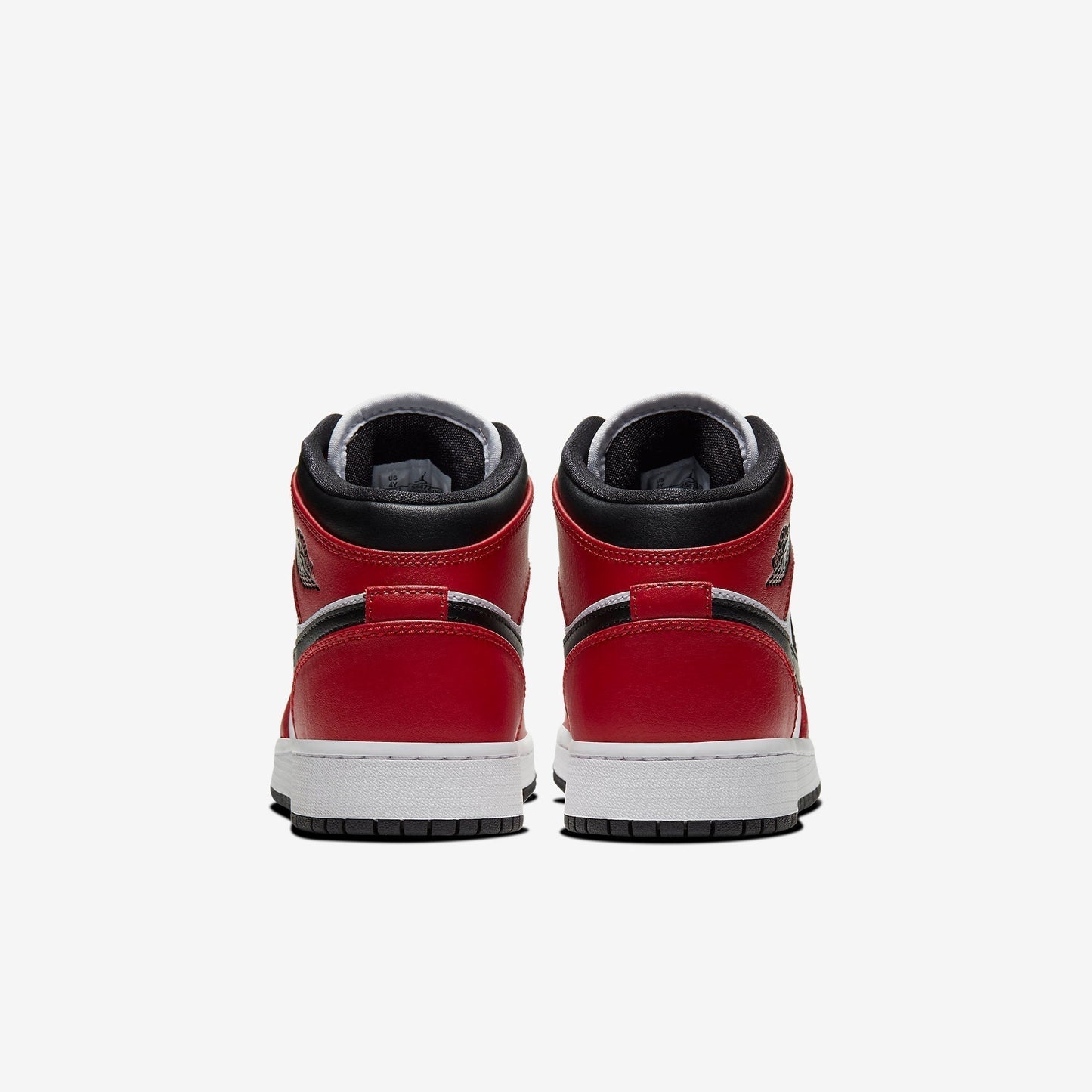 (GS) Aithtr Jordthtan 1 Mid 'Chicago Black Toe' (2020) 554725-069