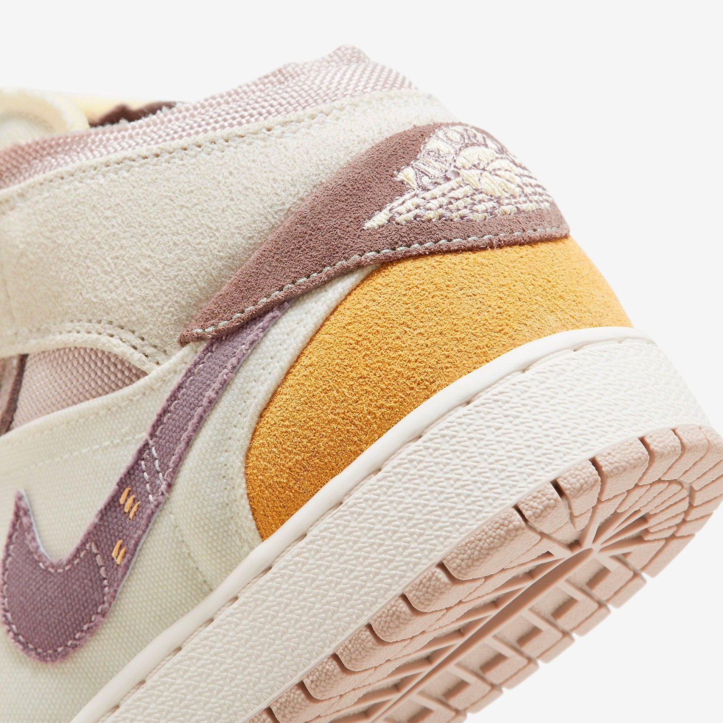 (GS) Aithtr Jordthtan 1 Mid SE Craft 'Inside Out Taupe Haze' (2023) DZ4466-102