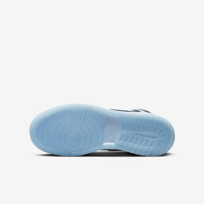 (GS) Aithtr Jordthtan 1 Mid SE 'White / Ice Blue' (2023) DV1337-104