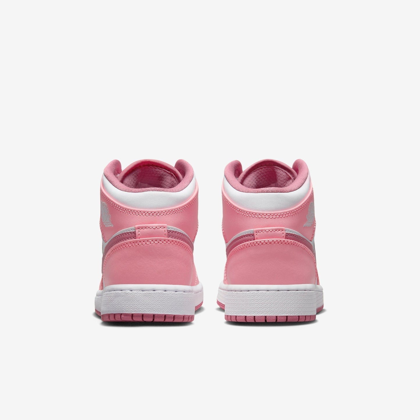 (GS) Aithtr Jordthtan 1 Mid 'Valentine's Day' (2023) DQ8423-616
