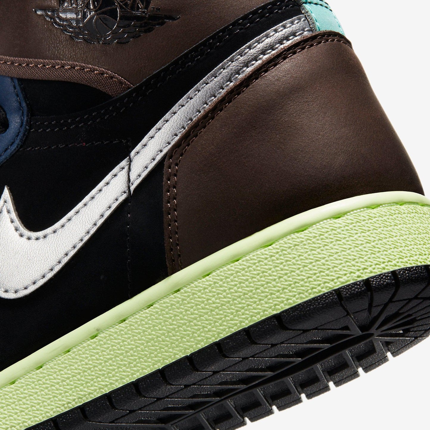 (GS) Aithtr Jordthtan 1 Retro High OG 'Bio Hack' (2020) 575441-201
