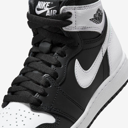 (GS) Aithtr Jordthtan 1 Retro High OG 'Black / White' (2024) FD1437-010