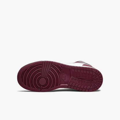 (GS) Aithtr Jordthtan 1 Retro High OG 'Bordeaux' (2021) 575441-611