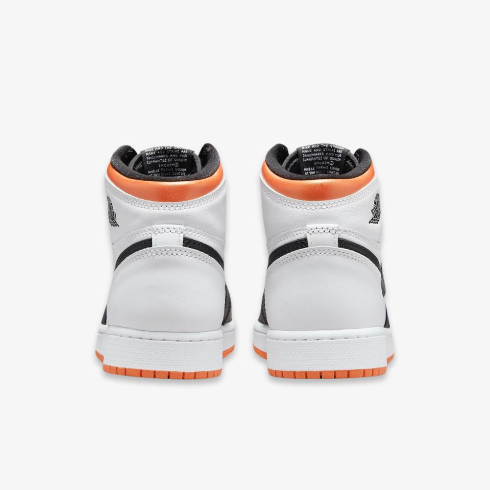 (GS) Aithtr Jordthtan 1 Retro High OG 'Electro Orange' (2021) 575441-180