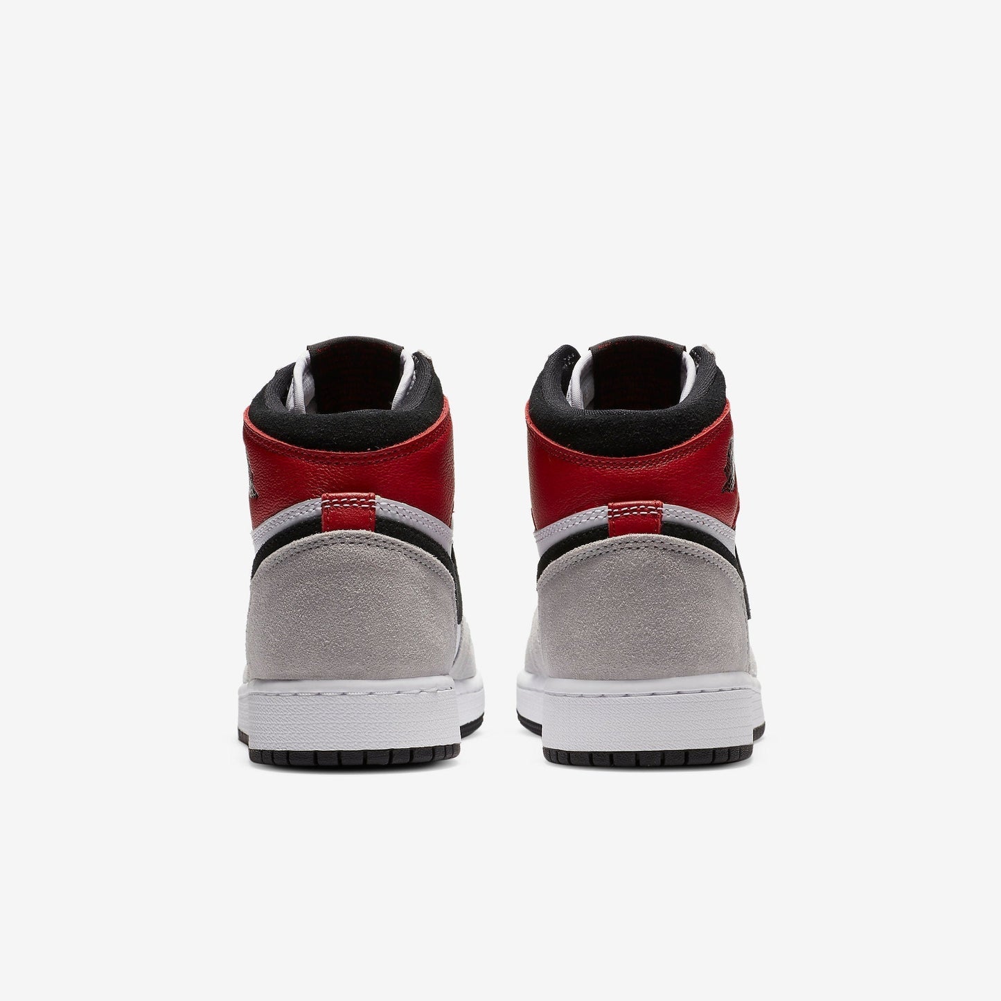 (GS) Aithtr Jordthtan 1 Retro High OG 'Light Smoke Grey' (2020) 575441-126