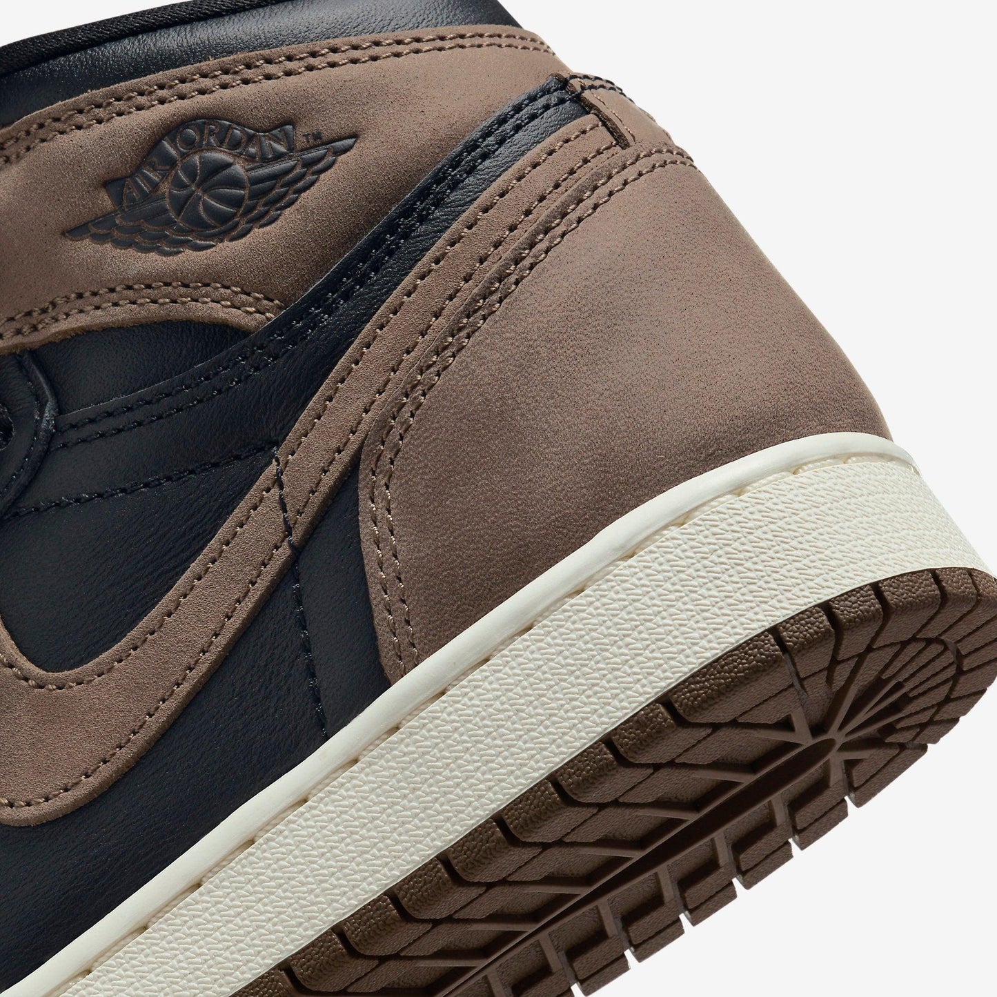 (GS) Aithtr Jordthtan 1 Retro High OG 'Palomino' (2023) FD1437-020