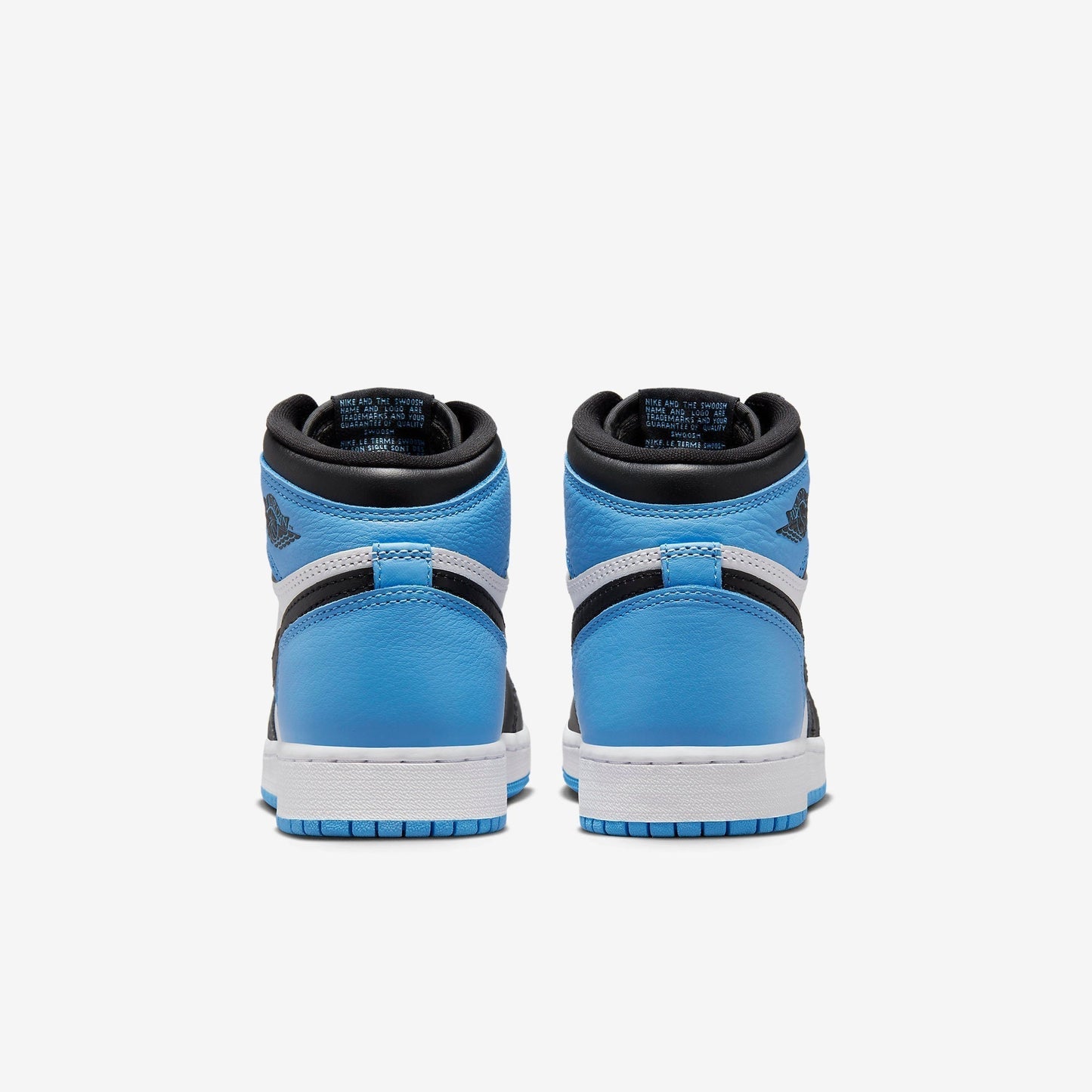 (GS) Aithtr Jordthtan 1 Retro High OG 'UNC / University Blue Toe' (2023) FD1437-400