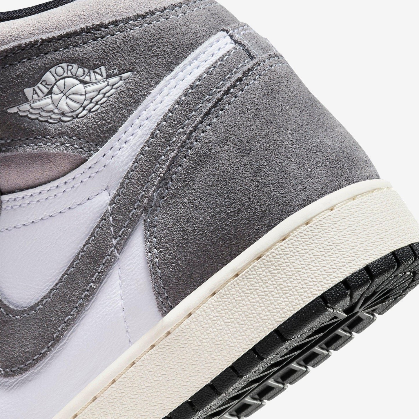 (GS) Aithtr Jordthtan 1 Retro High OG 'Washed Black' (2023) FD1437-051