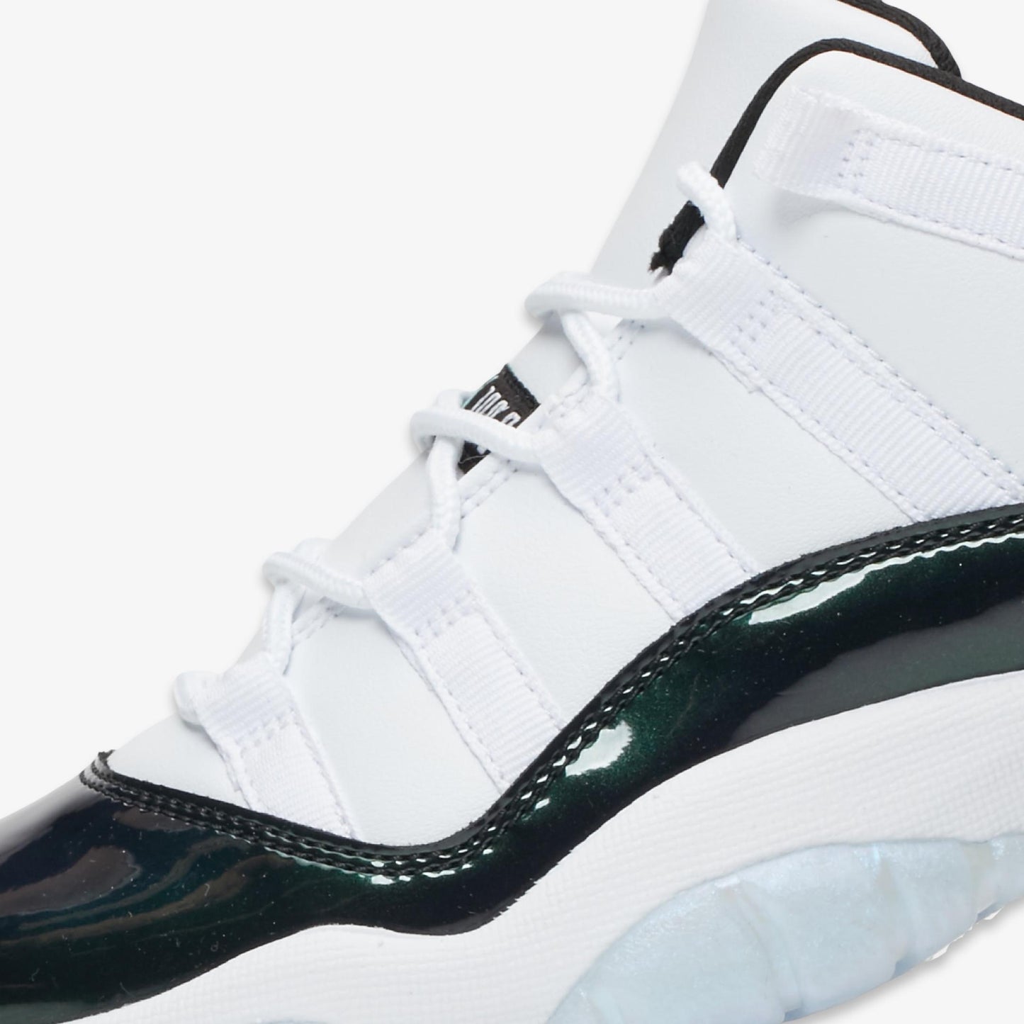 (GS) Aithtr Jordthtan 11 Retro Low 'Iridescent' (2018) 528896-145