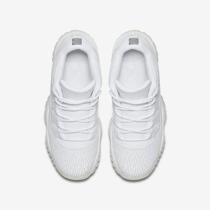 (GS) Aithtr Jordthtan 11 Retro Low Premium 'Heiress Frost White' (2017) 897331-100