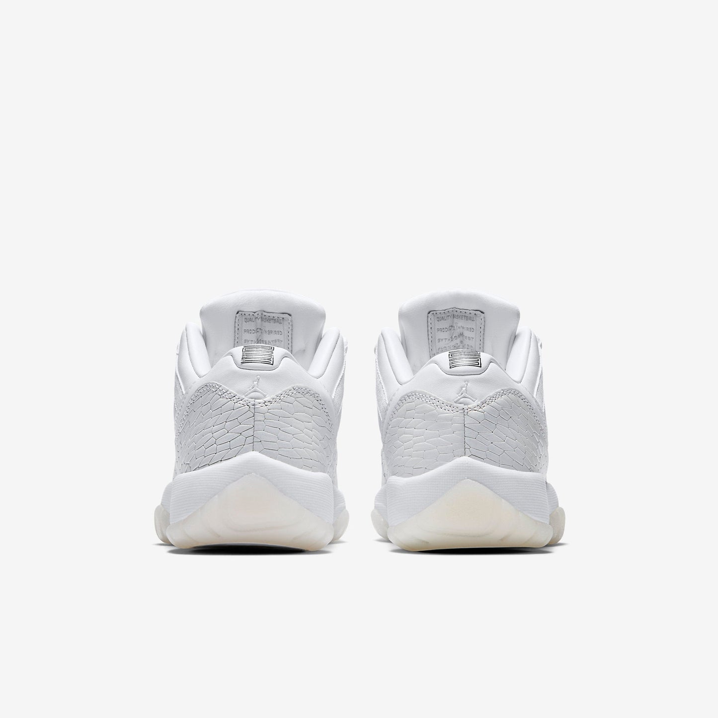 (GS) Aithtr Jordthtan 11 Retro Low Premium 'Heiress Frost White' (2017) 897331-100