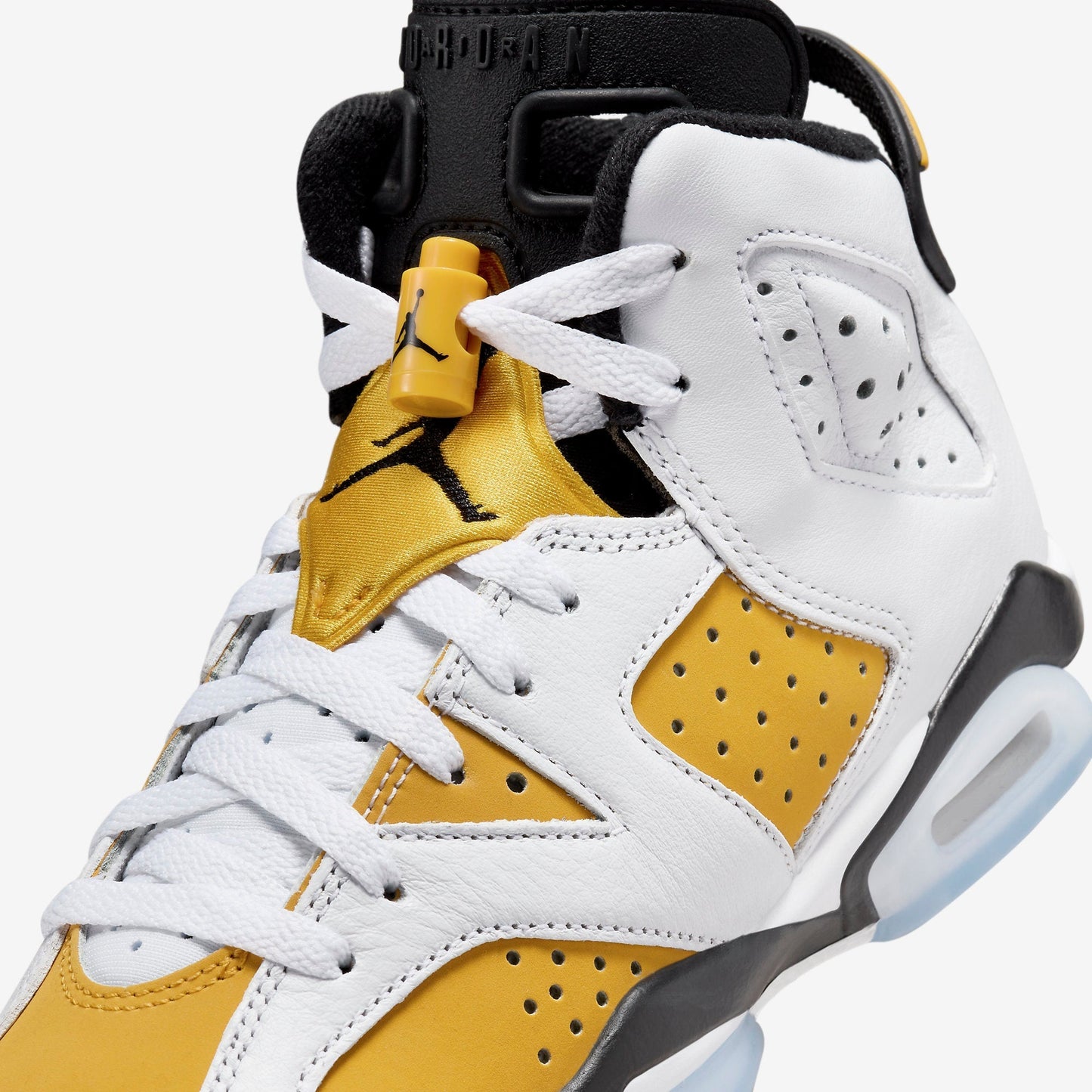 (GS) Aithtr Jordthtan 6 Retro 'White / Yellow Ochre' (2024) 384665-170