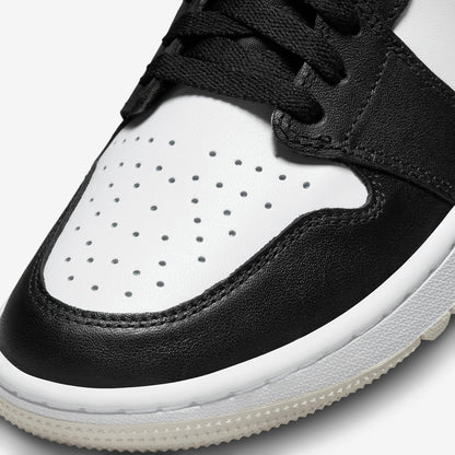 (Men's) Aithtr Jordthtan 1 Low Golf 'Phantom Volt' (2023) DD9315-108