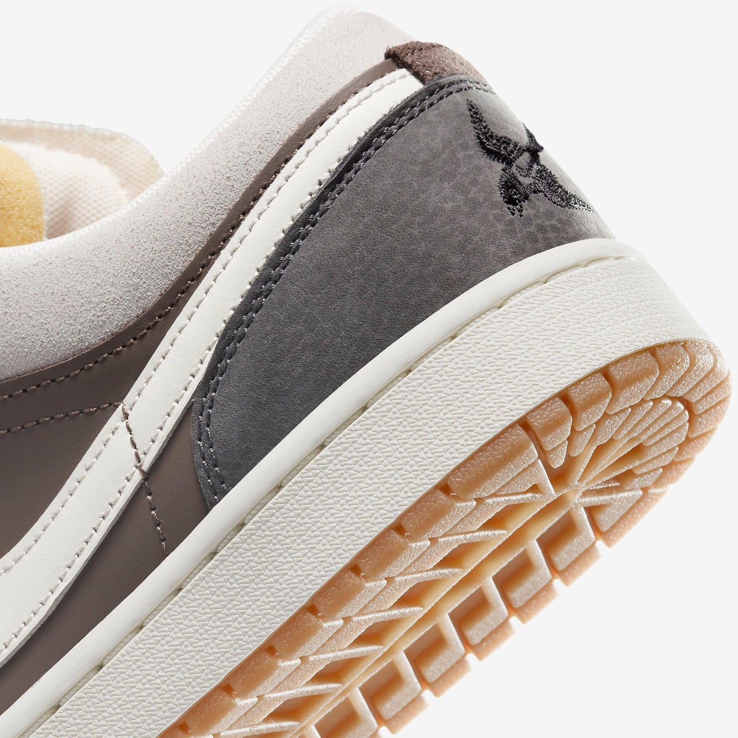 (Men's) Aithtr Jordthtan 1 Low SE 'SNKRS Day Korea ' (2023) FD0399-004