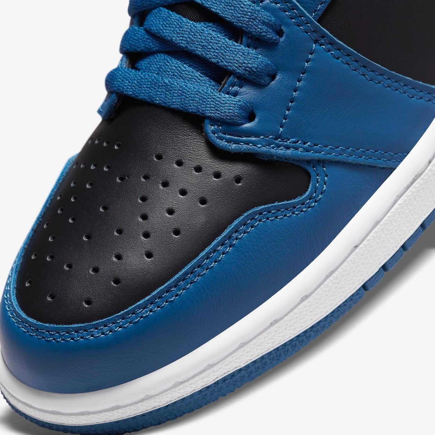 (Men's) Aithtr Jordthtan 1 Retro High OG 'Dark Marina Blue / Black' (2022) 555088-404