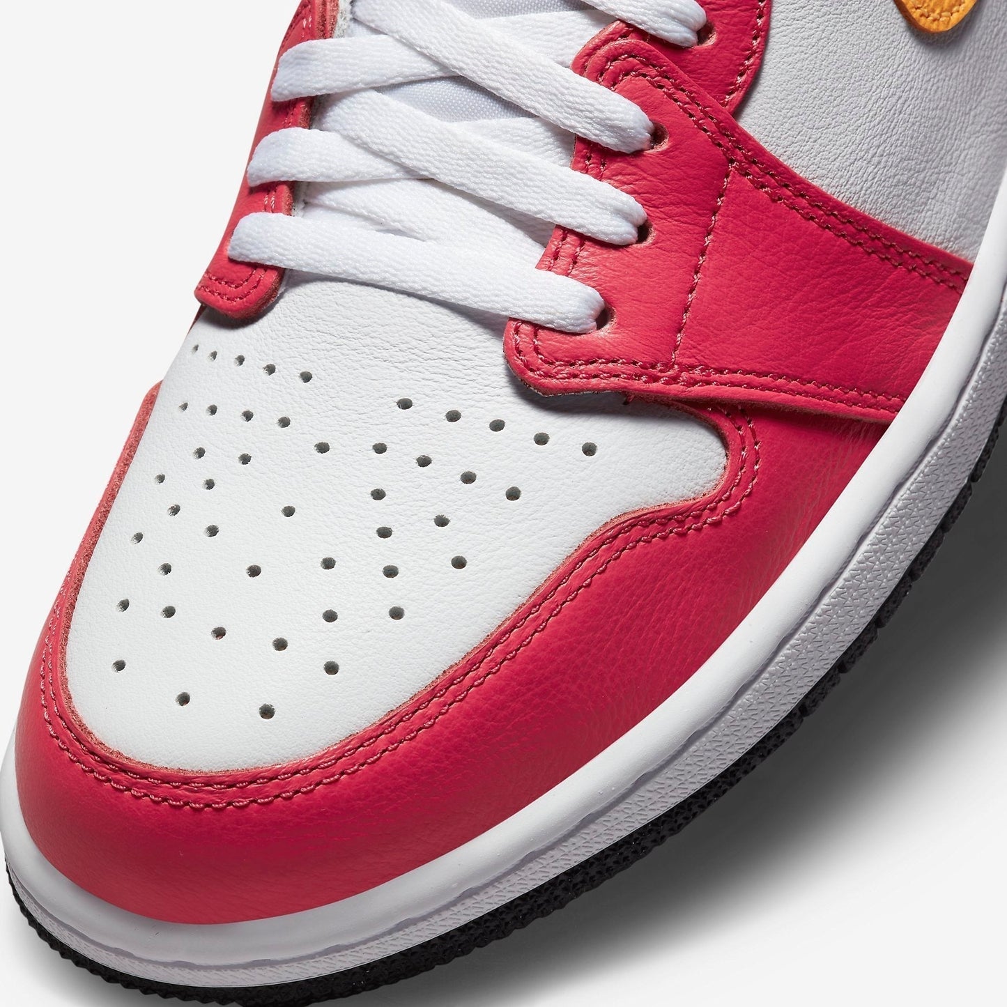(Men's) Aithtr Jordthtan 1 Retro High OG 'Light Fusion Red' (2021) 555088-603