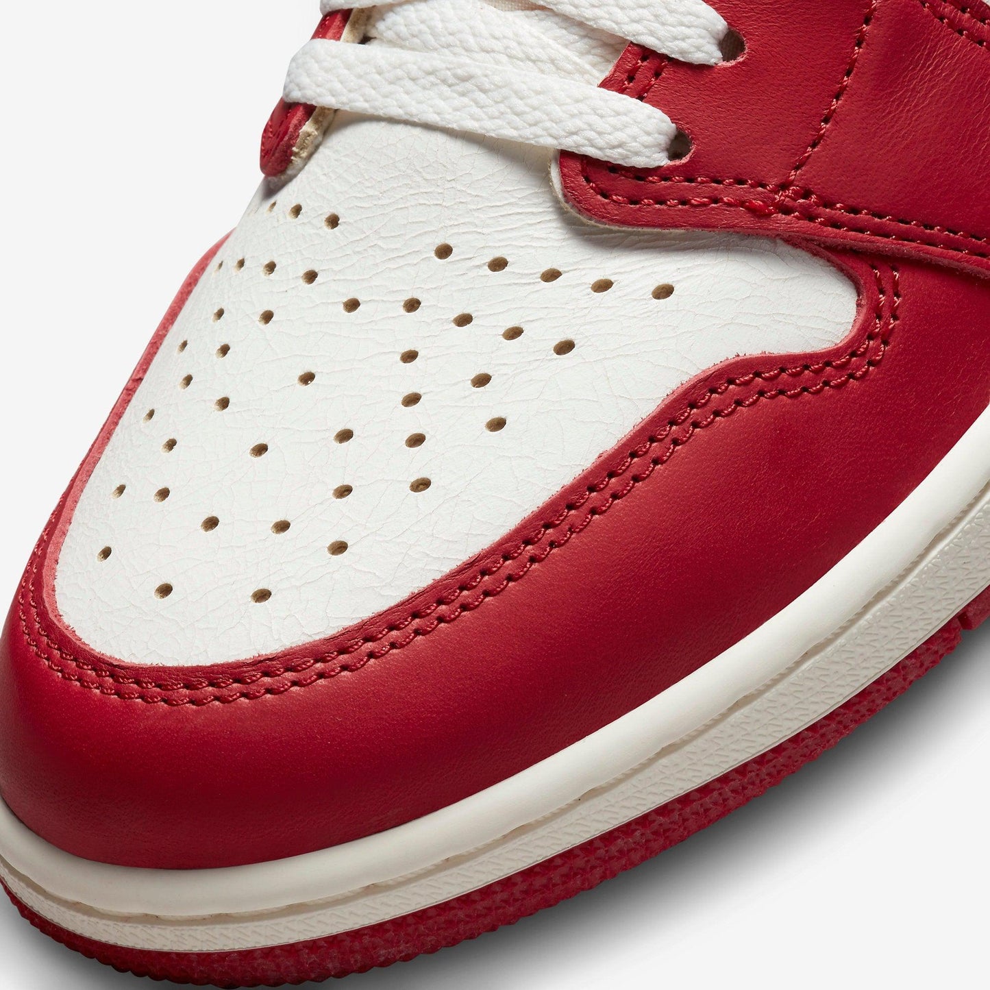(Men's) Aithtr Jordthtan 1 Retro High OG 'Reimagined Chicago / Lost and Found' (2022) DZ5485-612