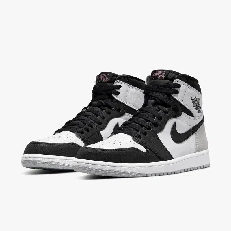 (Men's) Aithtr Jordthtan 1 Retro High OG 'Stage Haze' (2022) 555088-108