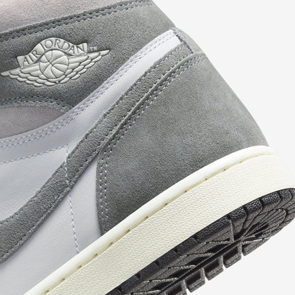 (Men's) Aithtr Jordthtan 1 Retro High OG 'Washed Black' (2023) DZ5485-051