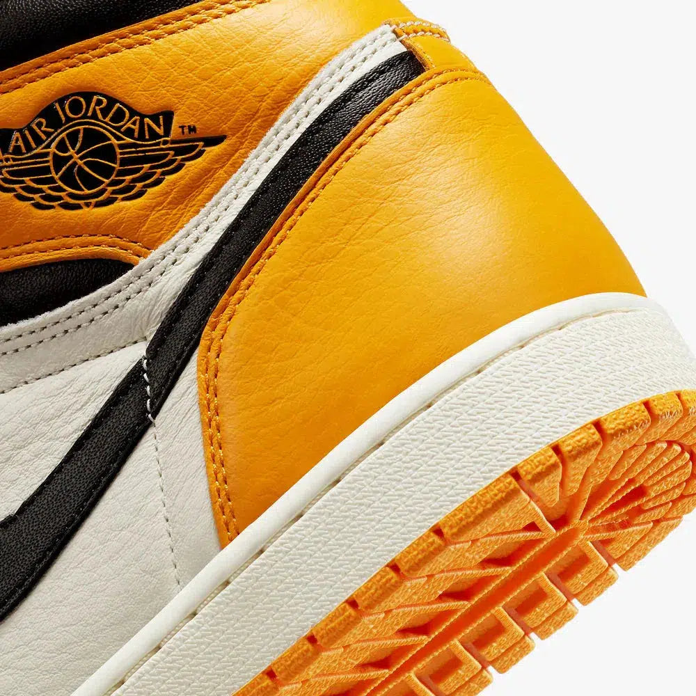 (Men's) Aithtr Jordthtan 1 Retro High OG 'Yellow Toe' (2022) 555088-711