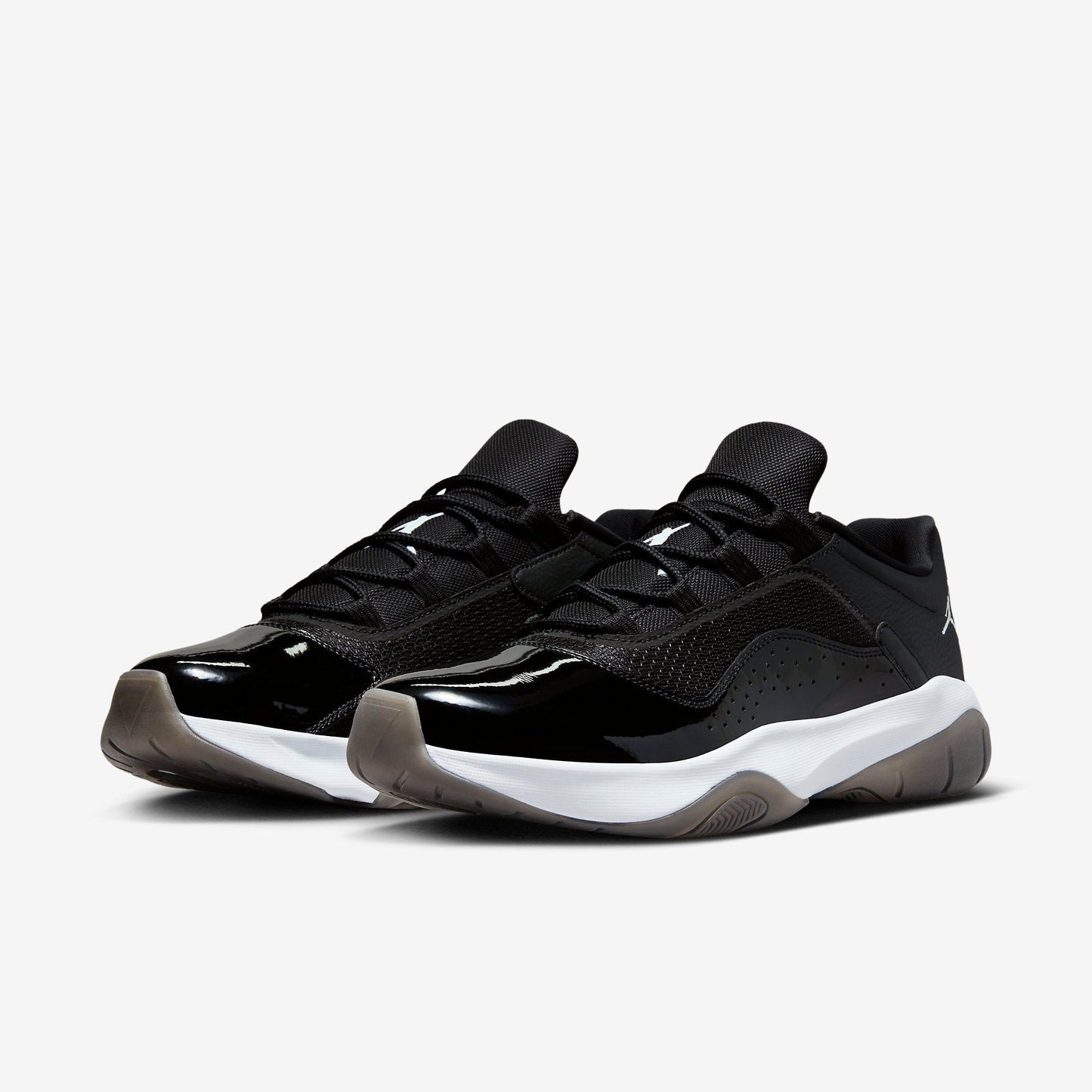 (Men's) Aithtr Jordthtan 11 CMFT Low 'Black / White' (2023) FN6787-010