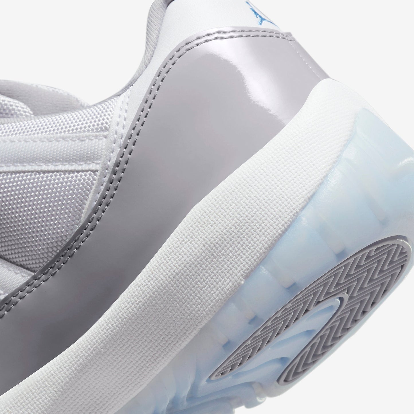 (Men's) Aithtr Jordthtan 11 Retro Low 'Cement Grey' (2023) AV2187-140