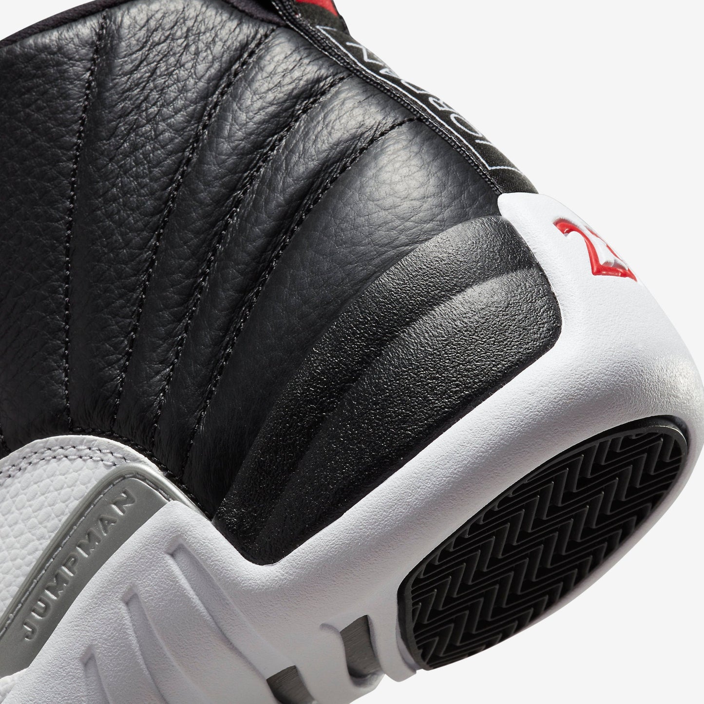 (Men's) Aithtr Jordthtan 12 Retro 'Playoffs' (2022) CT8013-006