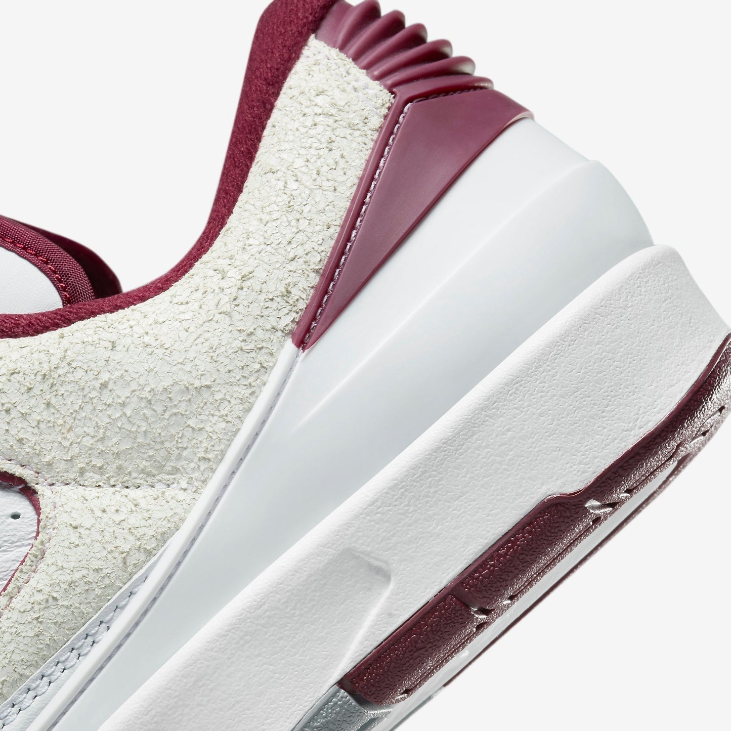 (Men's) Aithtr Jordthtan 2 Retro Low 'Cherrywood' (2023) DV9956-103