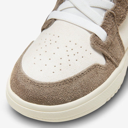 (PS) Aithtr Jordthtan 1 Low ALT CNY 'Year of the Rabbit' (2023) DZ4443-200