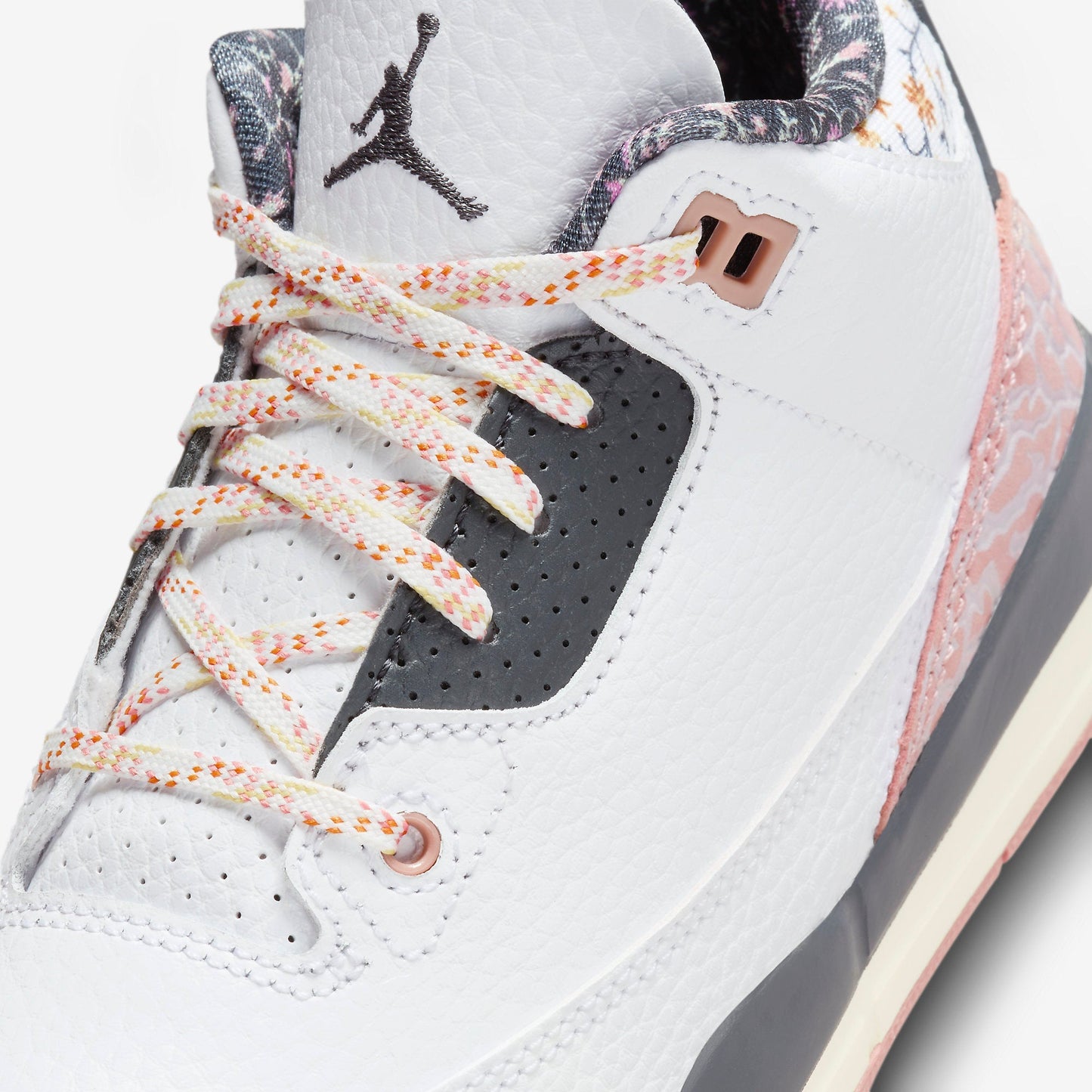 (PS) Aithtr Jordthtan 3 Retro 'Vintage Floral / Red Stardust' (2024) FQ9174-100