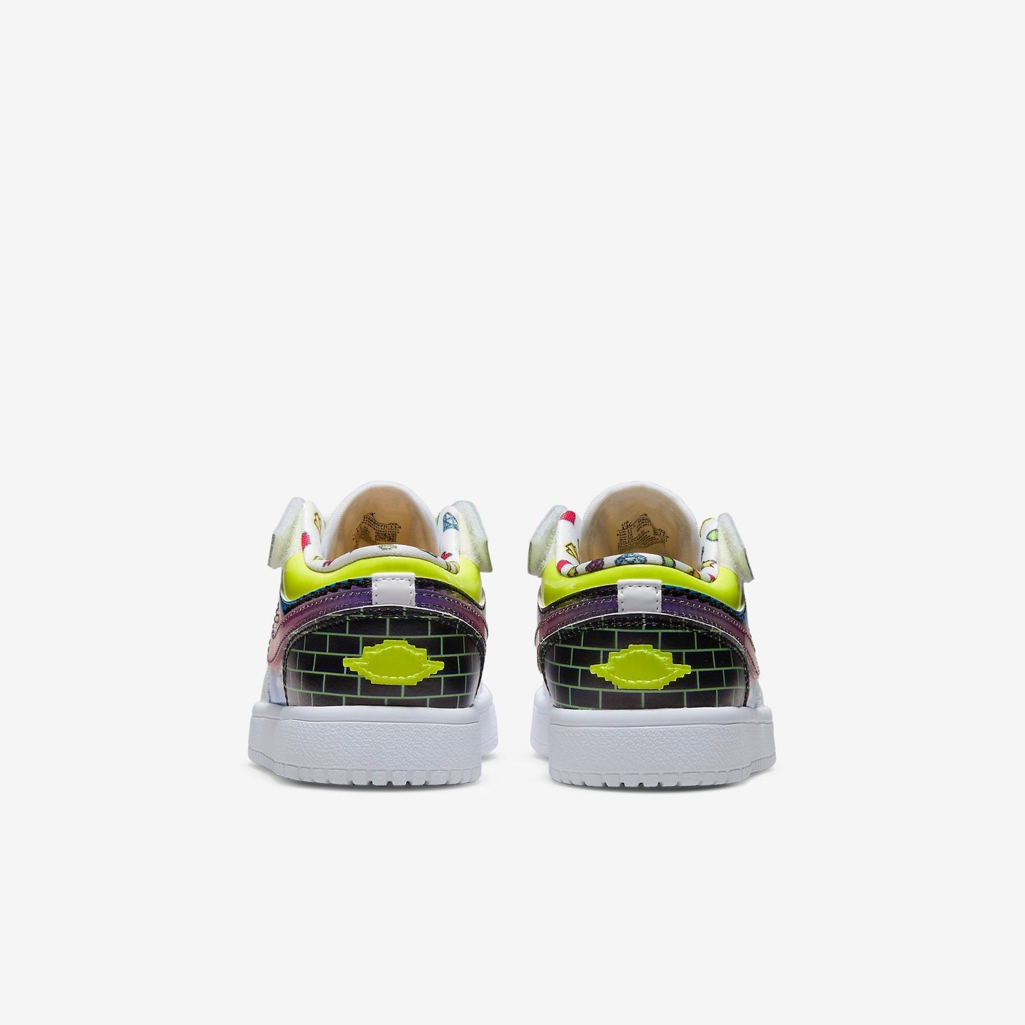 (TD) Aithtr Jordthtan 1 Low 'Old School Gaming' (2022) DM8971-114