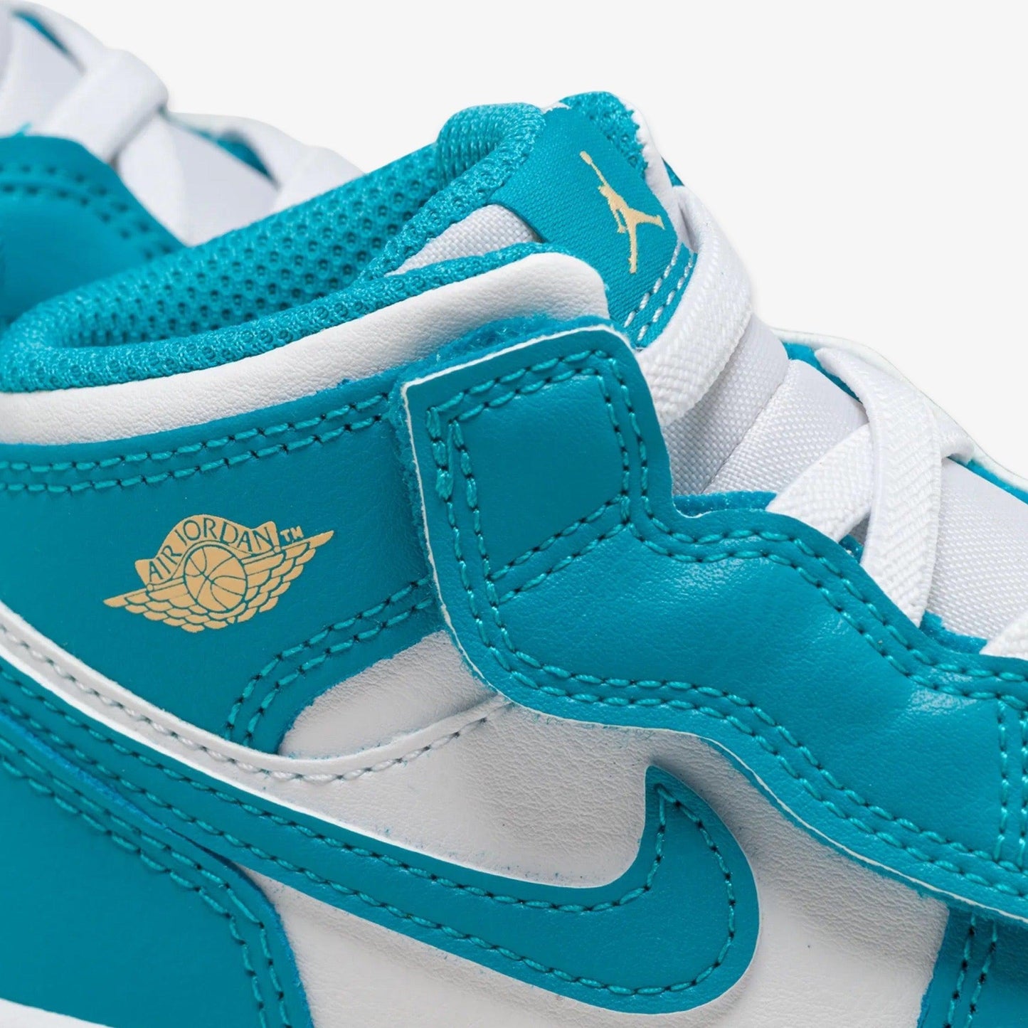 (TD) Aithtr Jordthtan 1 Mid Alt 'Aquatone' (2023) AR6352-400