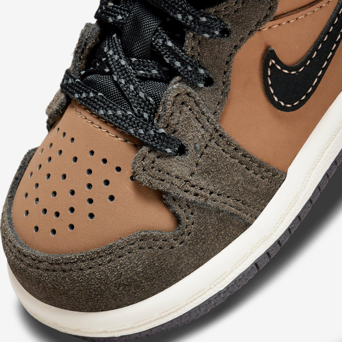 (TD) Aithtr Jordthtan 1 Mid SE 'Dark Chocolate' (2021) DC7250-200